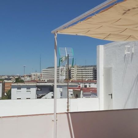 Апартаменты La Casa De Leon Xiii.Terraza Privada. Parejas Севилья Экстерьер фото